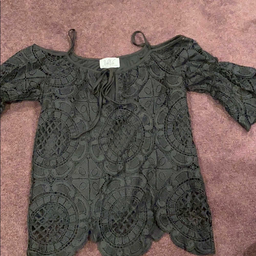 Lace 1/2 sleeve top